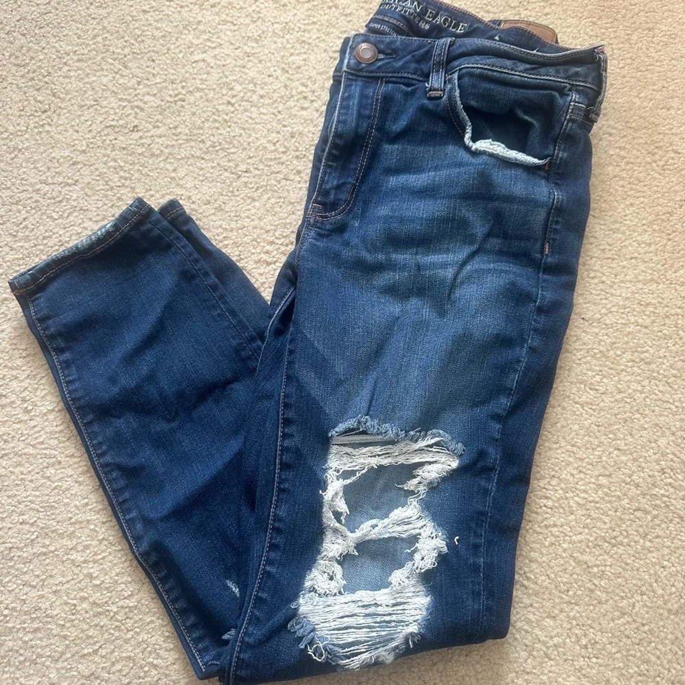 American Eagle Distressed Blue Jeans
